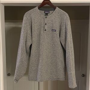 Patagonia Gray Men's XL Henley Sweater